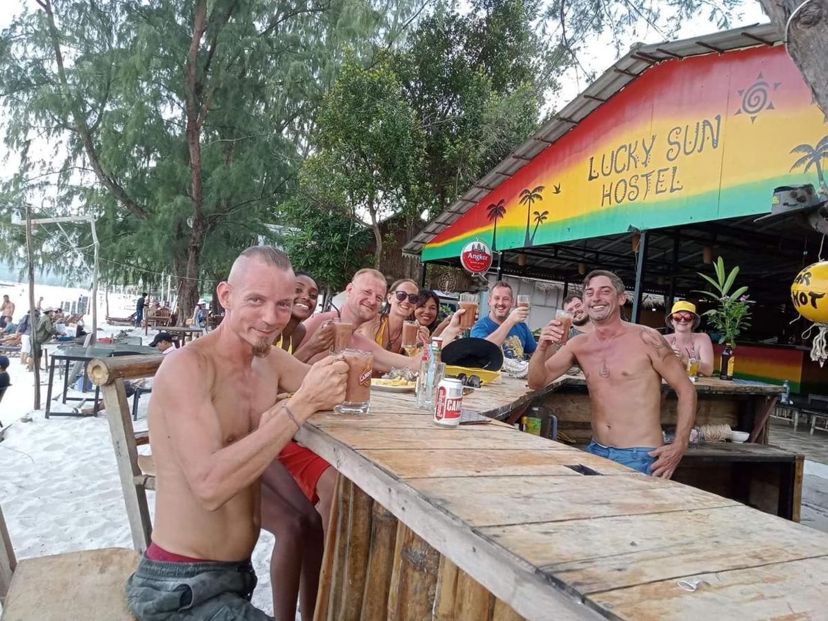 Lucky Sun Saracen Bay Albergue Koh Rong Sanloem Exterior foto