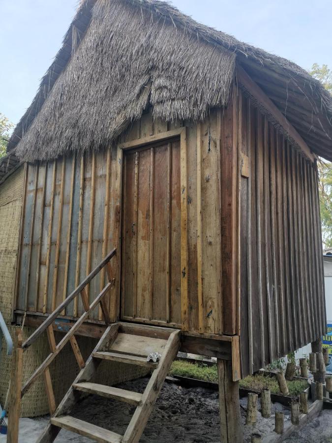 Lucky Sun Saracen Bay Albergue Koh Rong Sanloem Exterior foto